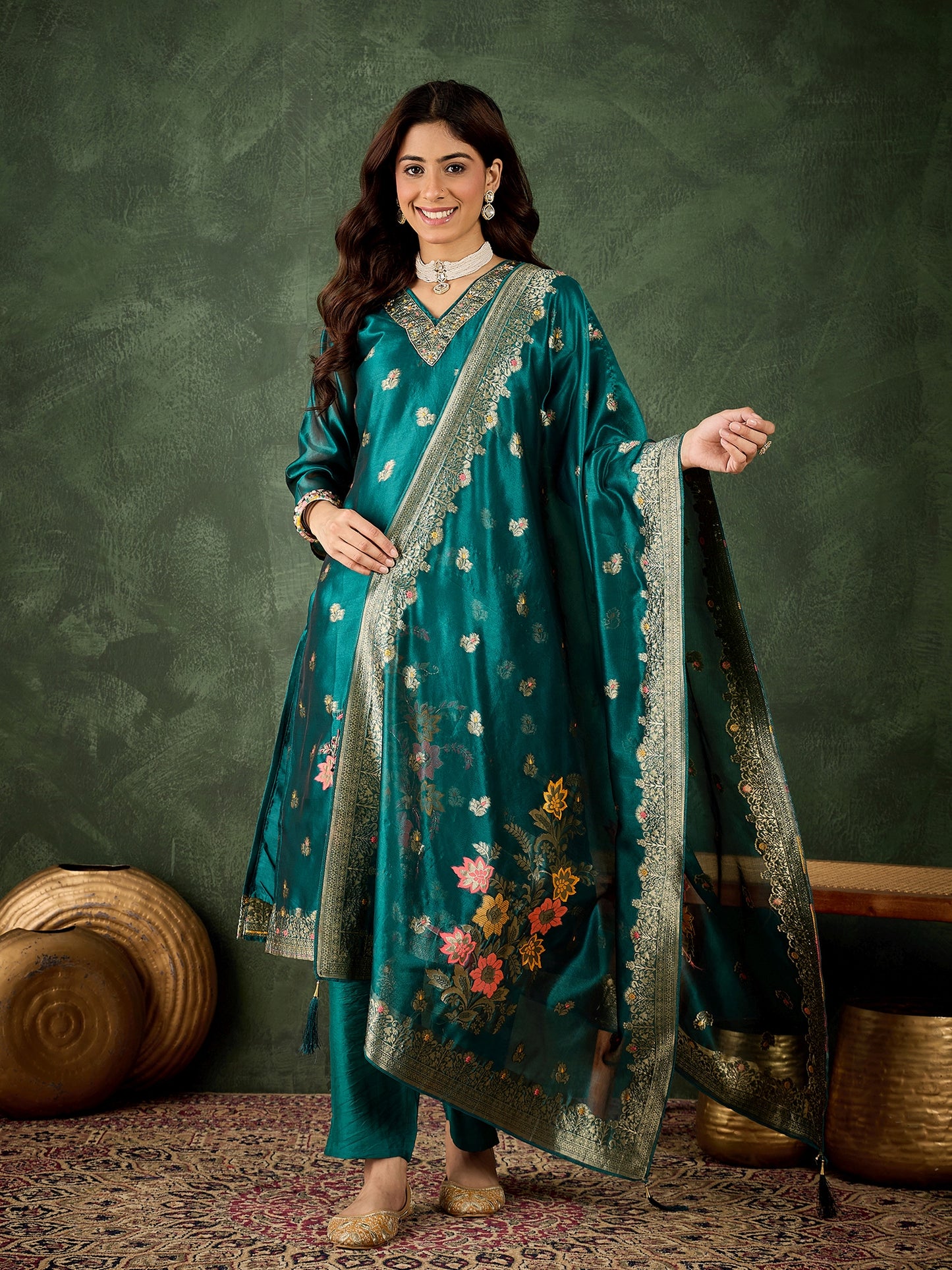 Embroidered Silk Blend Organza Meenakari Straight Suits With Dupatta (VC9738)