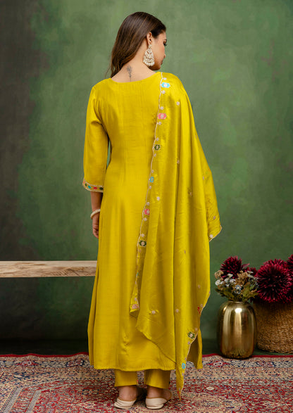 Silk Blend Fabrics with Embroidery (VC9717)