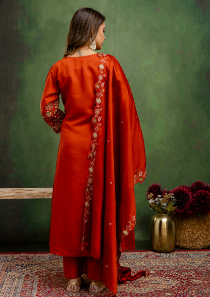 Slik Blend Women Anarkali Kurta and Pant Dupatta Sets (VC9713)