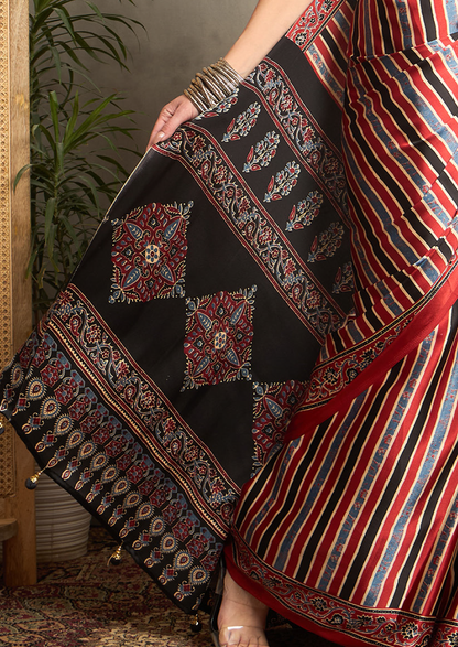 Crepe Maroon Printed Designer Saree With Blouse Piece (NORAJRK101)