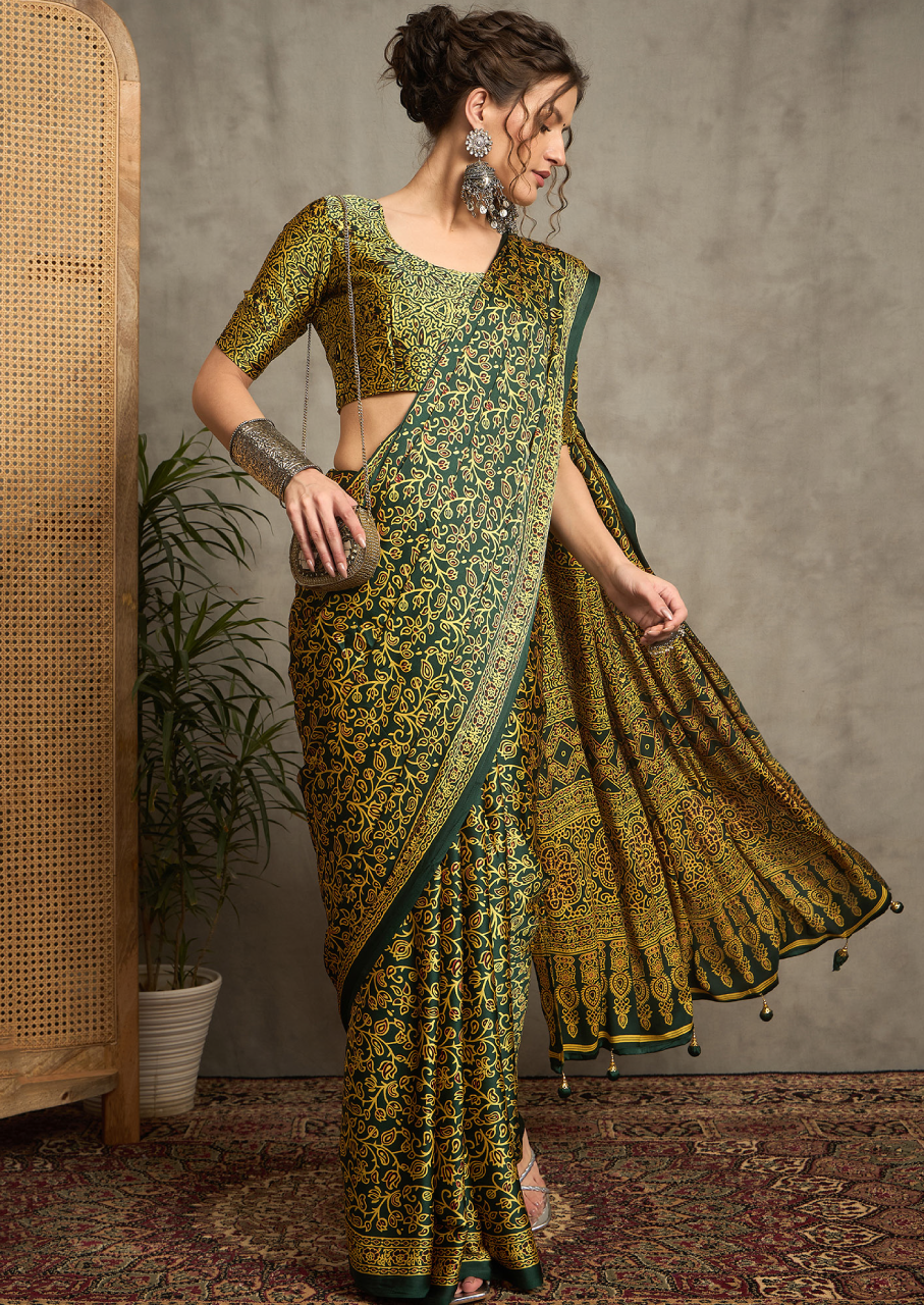 Pure Crepe Green Printed Designer Saree With Blouse Piece (NORAJRK109)
