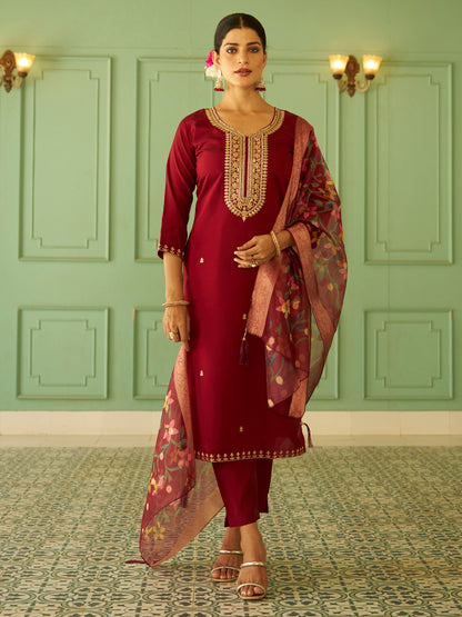 Beads Embroidered Silk Blend Women Kurta Sets With Dupatta Straight Suits (VC9720)